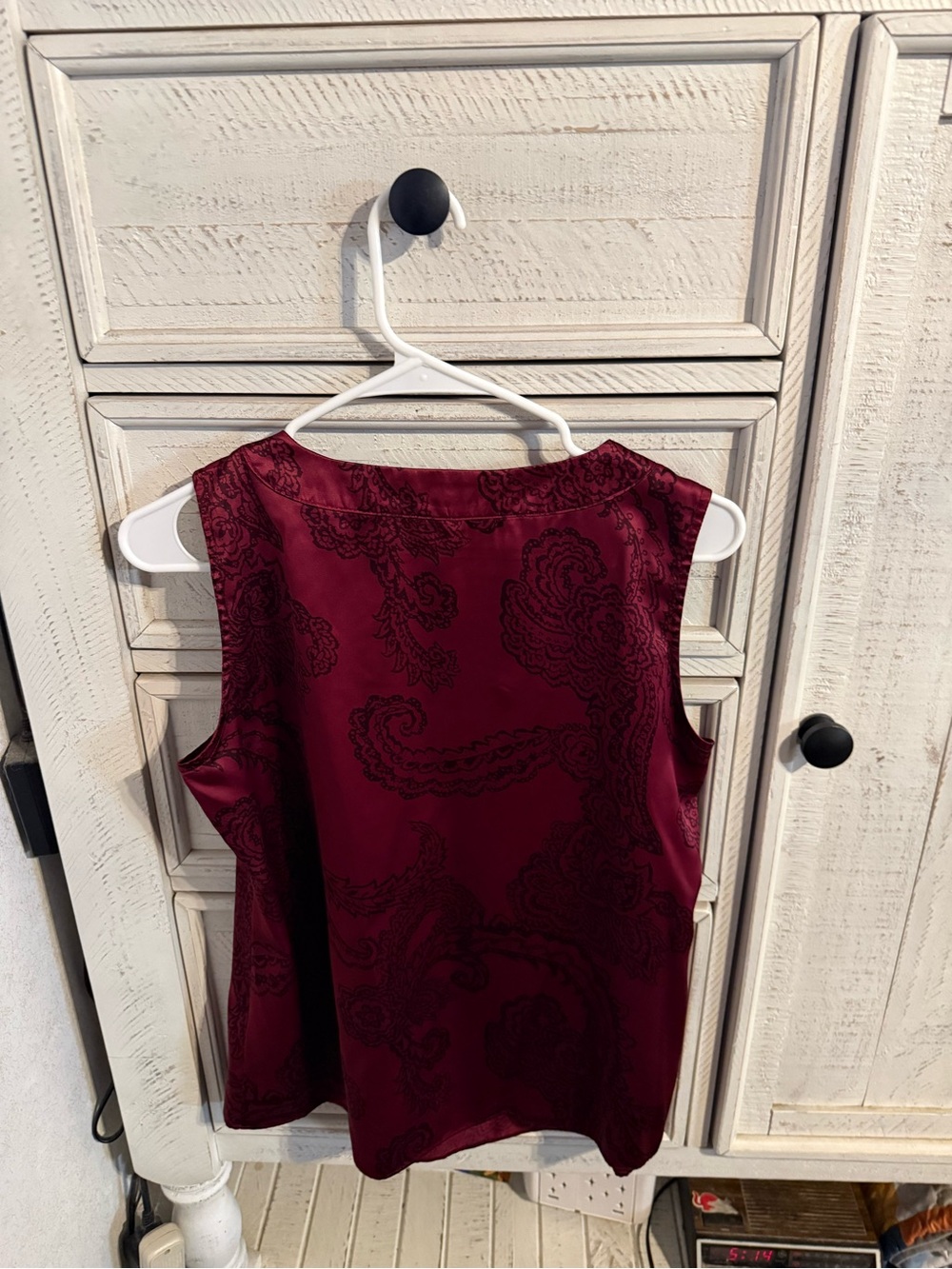 Banana Republic Sleeveless Paisley Satin Tank - Wine/Burgundy